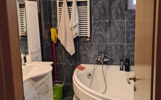 Ofer închiriere,Apartament 3 camere central - Poză 5