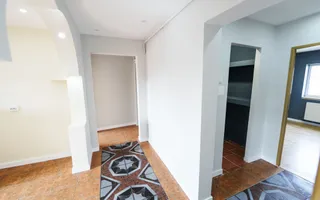 Apartament 4 camere renovat, bilateral, CT, Craiovita Noua - zona Kaufland - Poză 14
