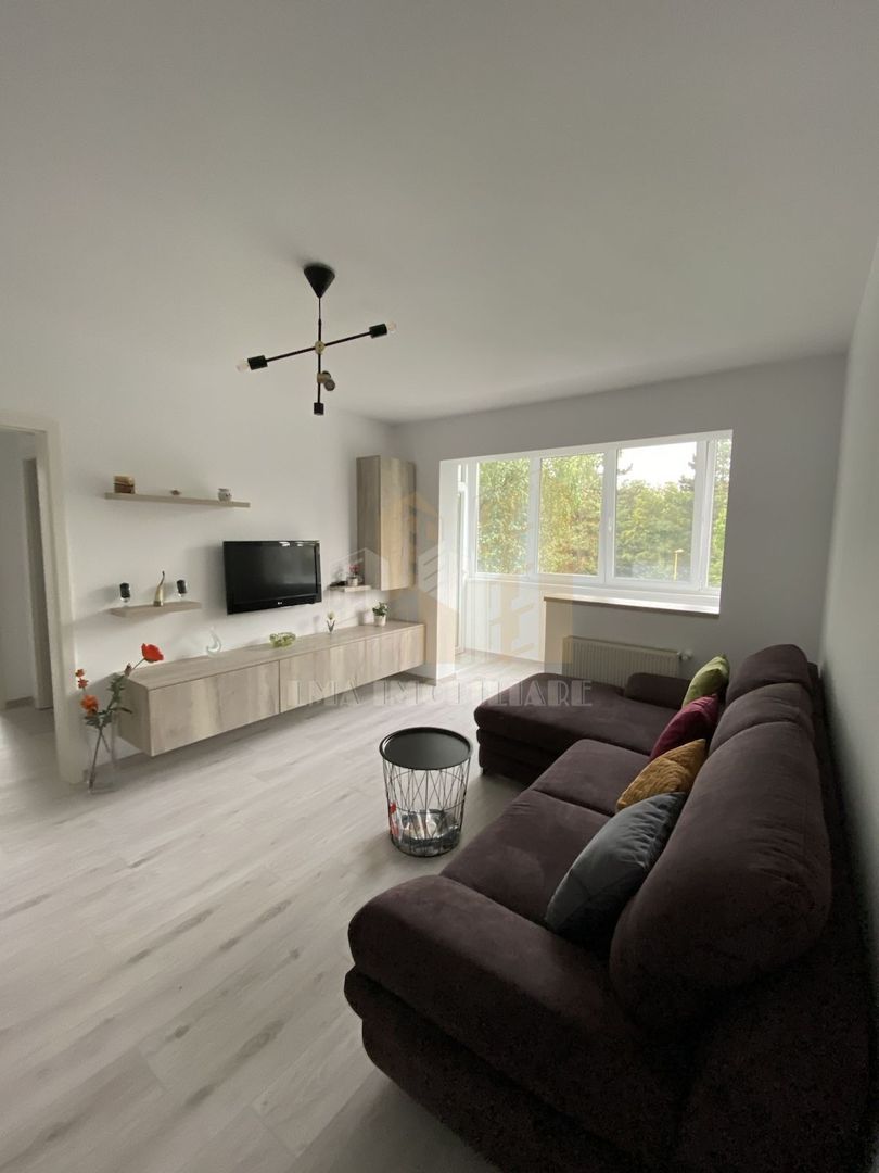 Apartament 2 camere renovat Astra Brasov - Poză 9