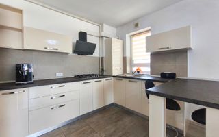 Studio Elegant în Kasper Coresi Balcon  Parcare  Boxă - Poză 8