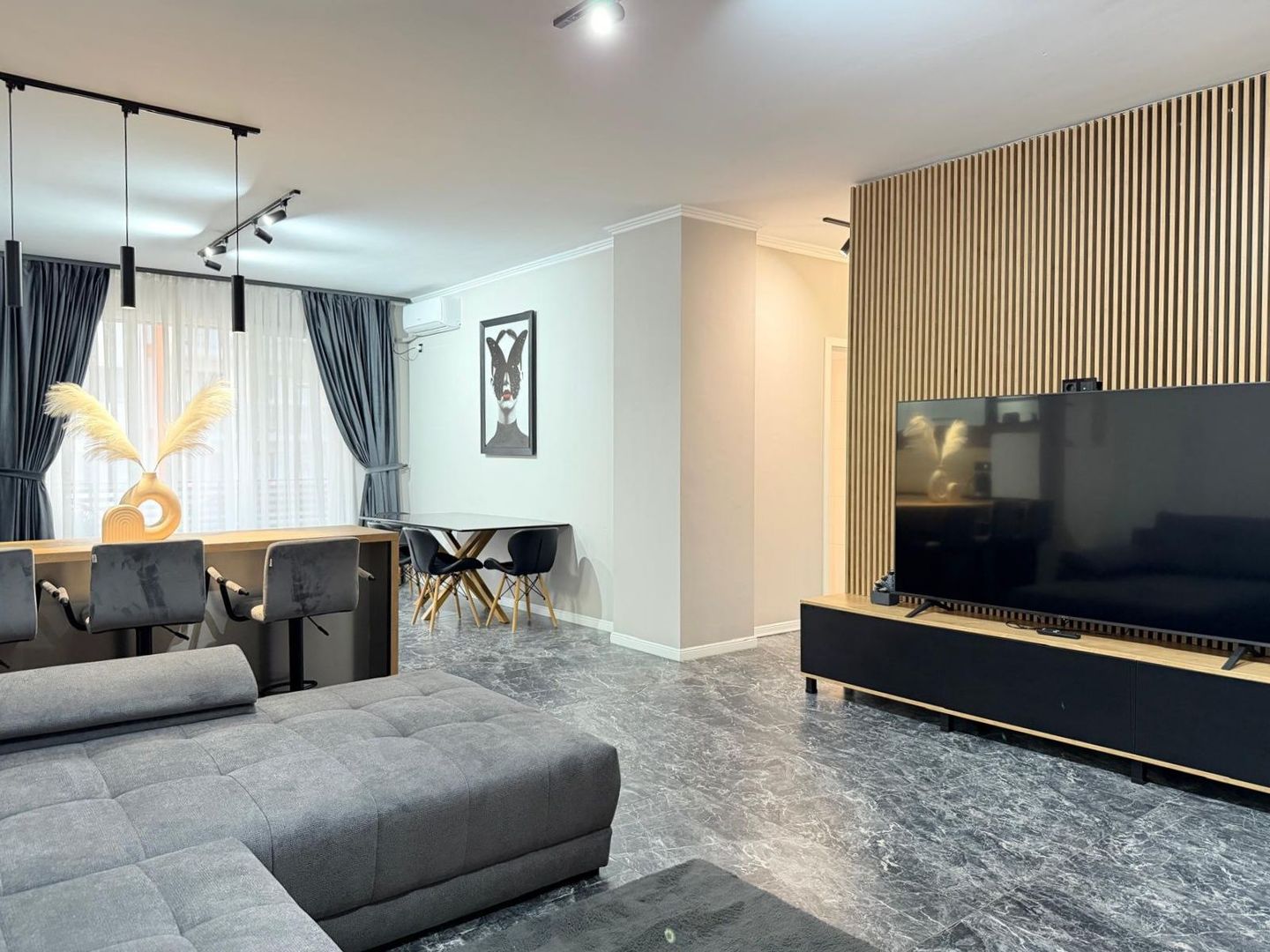 Apartmanet premium cu 3 camere de inchiriat in Nufarul - Poză 2