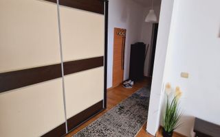 Apartament spațios, balcon și parcare, zona Parcul Poligon. - Poză 6