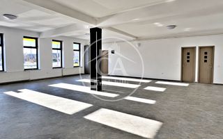 Spatiu comercial de închiriat Bulevardul Decebal, Oradea - Poză 2