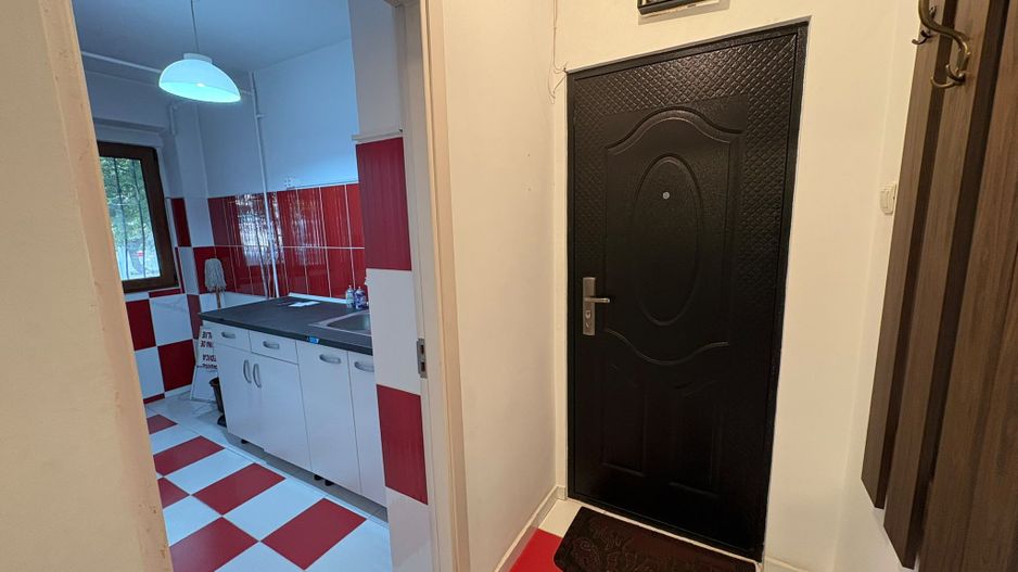 CABINET MEDICAL - GIURGIULUI, COMPLET AMENAJAT - Poză 4