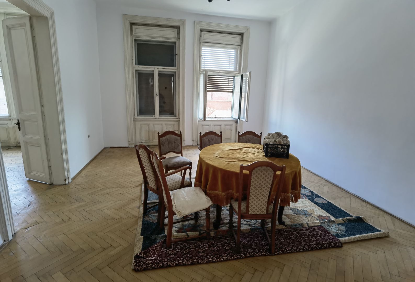Apartament cu 3 cam. cladire istorica în zona Iosefin - Poză 2