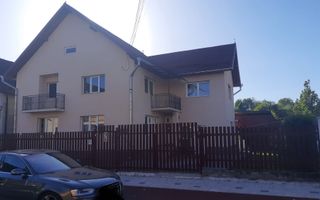 Casa de vanzare in Reghin, disponibila imediat - Poză 1