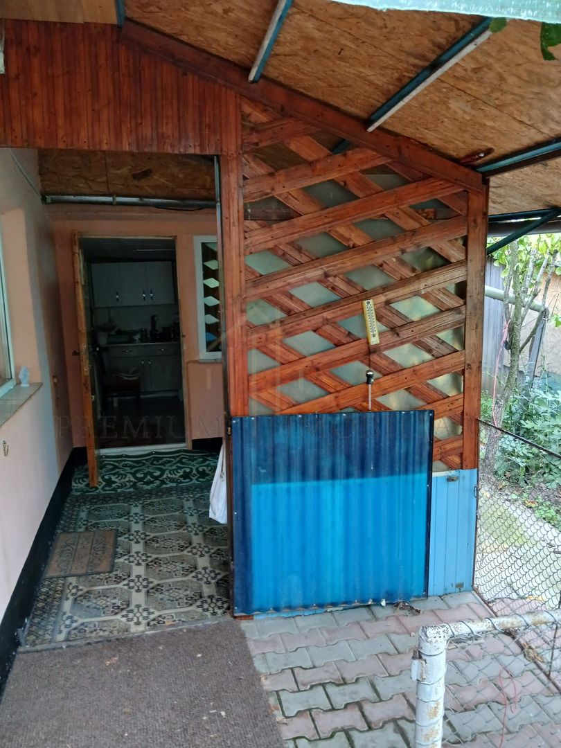 Casă 5 camere, 137 mp utili, 960 mp teren, 10 km de Onești - Poză 9