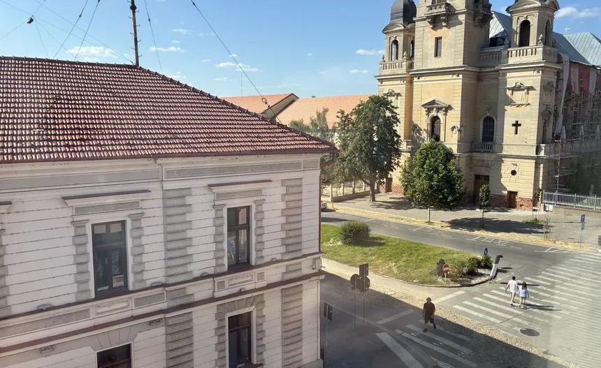 Apartament Republicii Pietonala de vanzare in Oradea - Poză 1