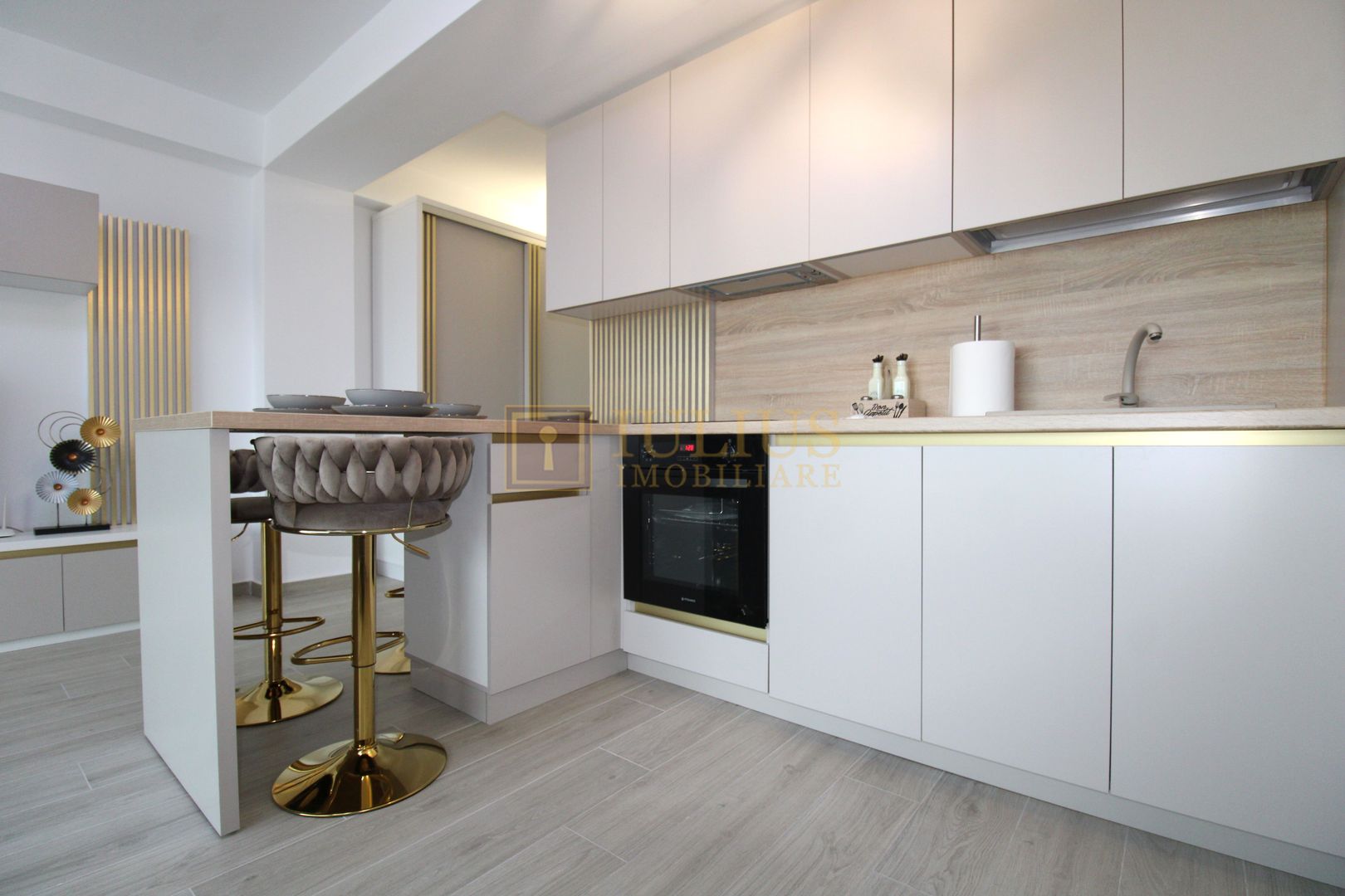 Prima inchiriere, lift, loc parcare inclus. Cetatii - Mircea Cel Batran. - Poză 7