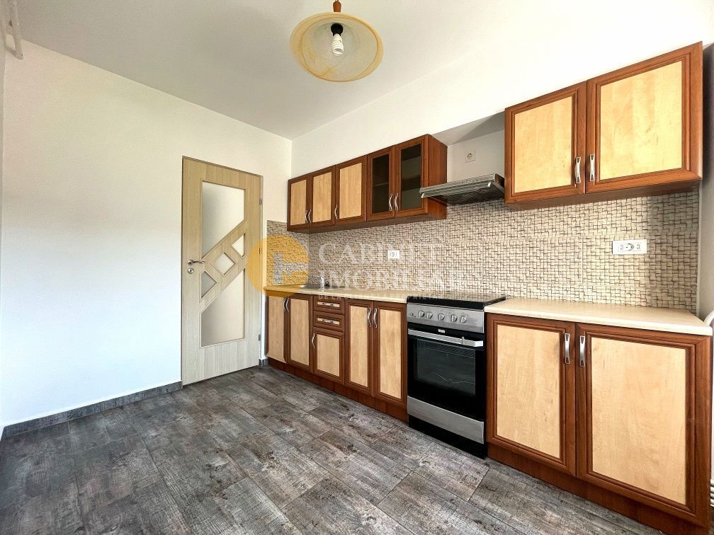 Etaj 3 Apartament 3 Camere Decomandat Belvedere Pizza-Nico Nicolina - Poză 3