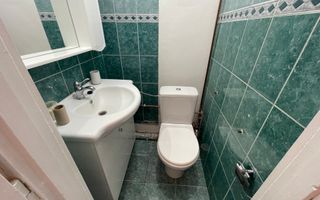 SPATIOS IN ZONA MEDICINEI -4 camere,garaj propriu si boxa - Poză 7