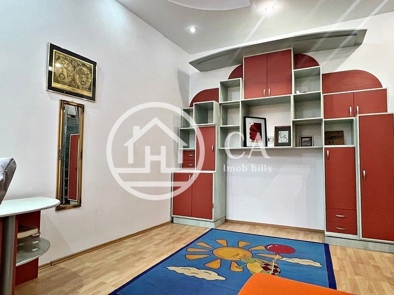 Apartament de închiriat cu 3 camere în zona Ultracentrală, Oradea - Poză 3