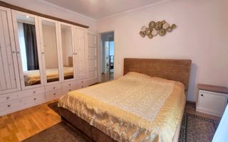 APARTAMENT DE VÂNZARE 4 CAMERE ETAJ 1 BALCON BOXĂ LIFT PARCARE CENTRAL - Poză 7