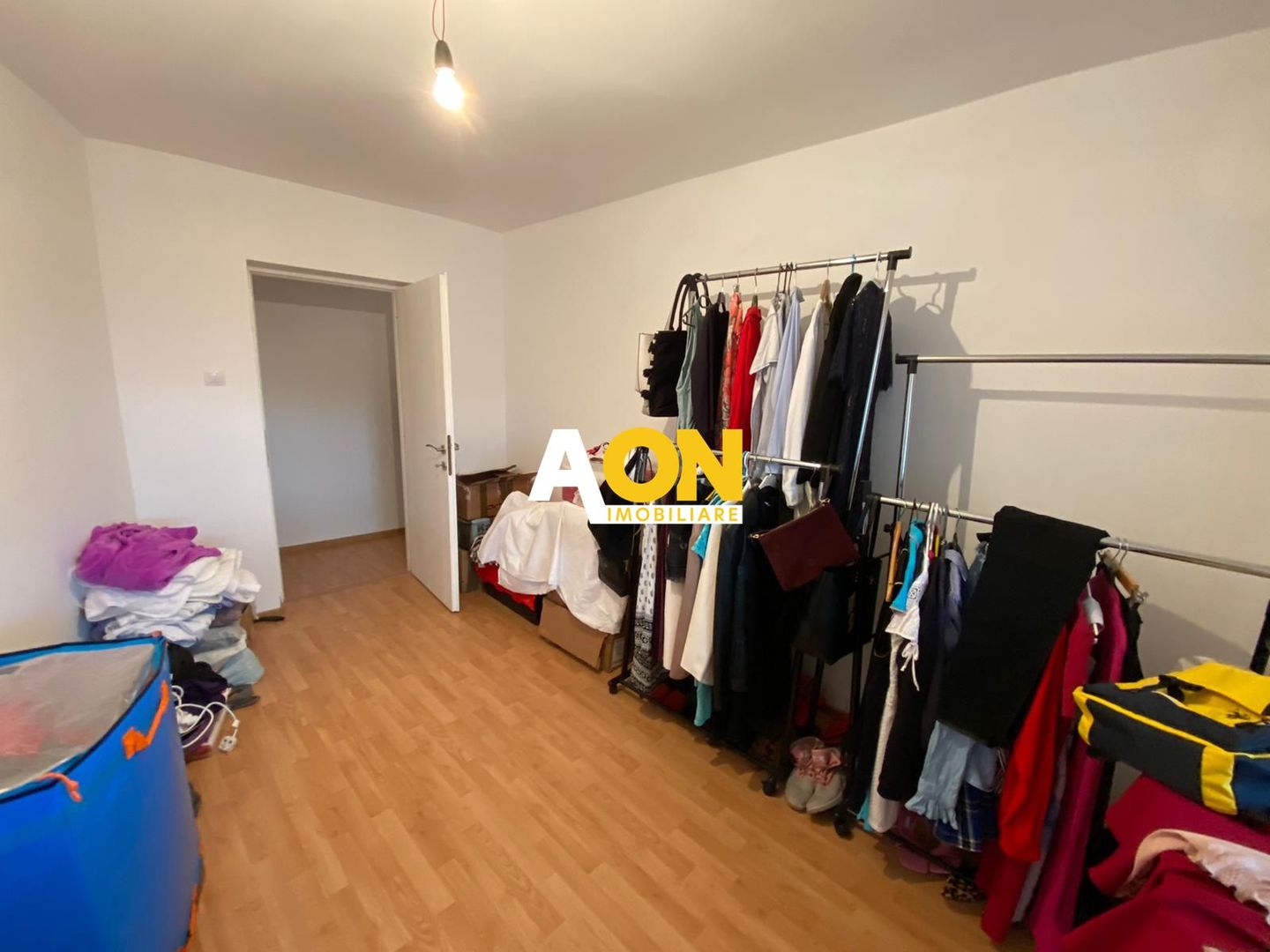 Apartament 3 camere, 2 balcoane,  Scara Interioara,  Ultracentral - Poză 4