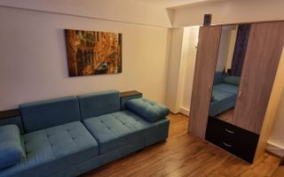 Garsonieră de închiriat Craiova centru, 24 mp, mobilată, aer condiționat - Poză 4