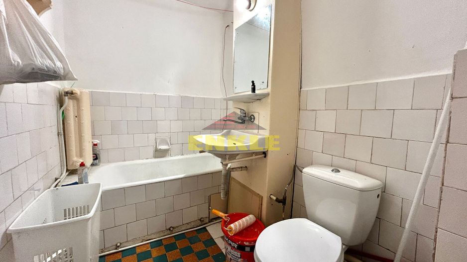 De vanzare apartament cu 2 camere, zona Capat 1. - Poză 9