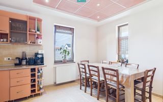 Vilă cu 7 camere, zona Aradului - Poză 2