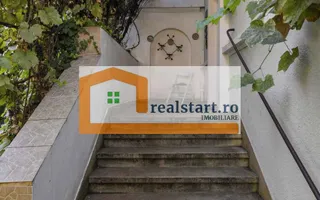 Langa Metrou, curte proprie 200mp, Garaj, 3 camere, centrala, pet friendly - Poză 15