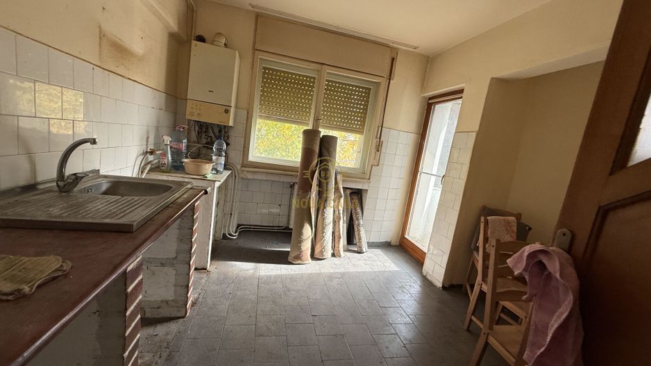 De vanzare Apartament Etajul 1 Micro 16/Zona Foarte Buna - Poză 4