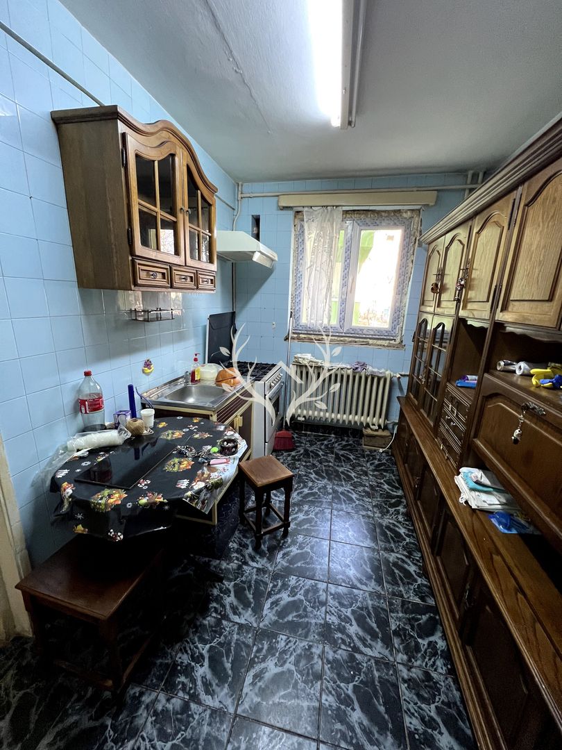 Apartament cu 2 camere decomandat, 50 mp pe Aleea Detunata Gheorgheni - Poză 5