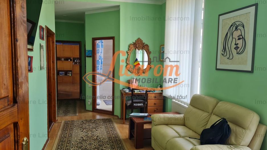 Apartament 3 camere la casa Centru Istoric utilat,mobilat 265000Eur - Poză 9