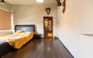 Clădire și teren de investiție, central Roman - Poză 38