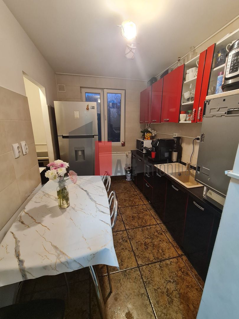 Apartament 3 camere Drumul Taberei - Poză 9