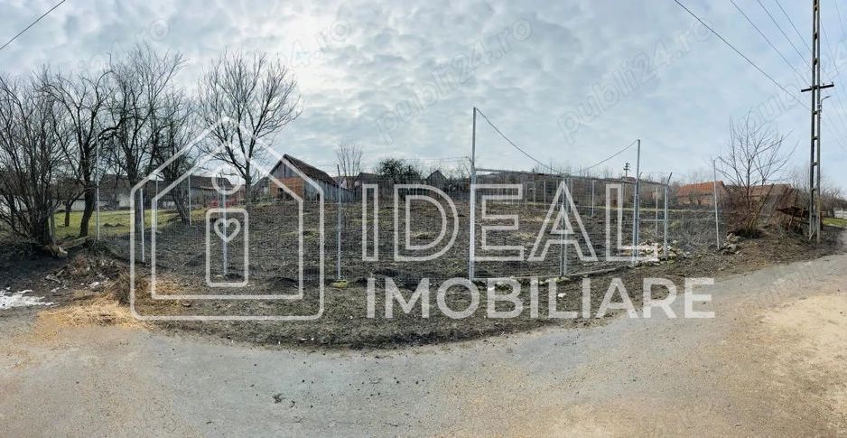 Teren intravilan de vânzare în sat Alămor, comuna Loamneș, județul Sibiu - Poză 1