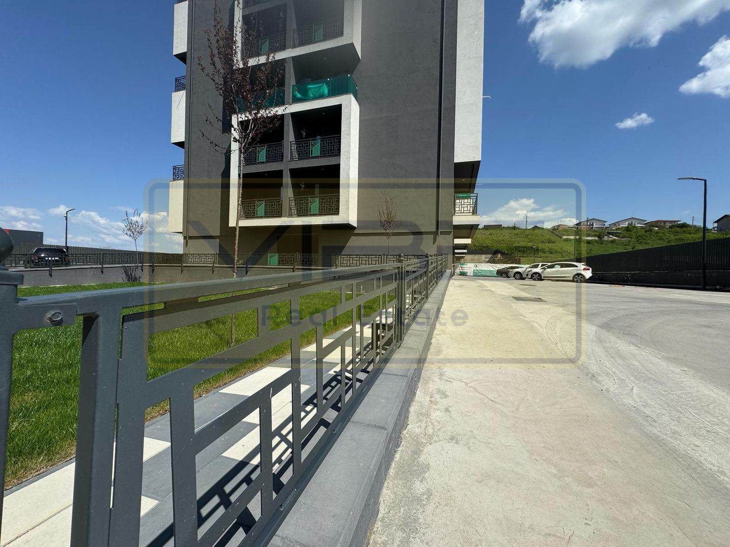 Apartament 2 camere+parcare subterana Bucium-Mega Image - Poză 16