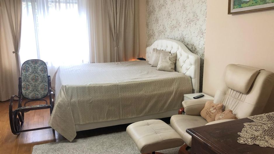 BRASADAS vinde casa cu 7 camere si teren 1100mp in zona Burdea. - Poză 6