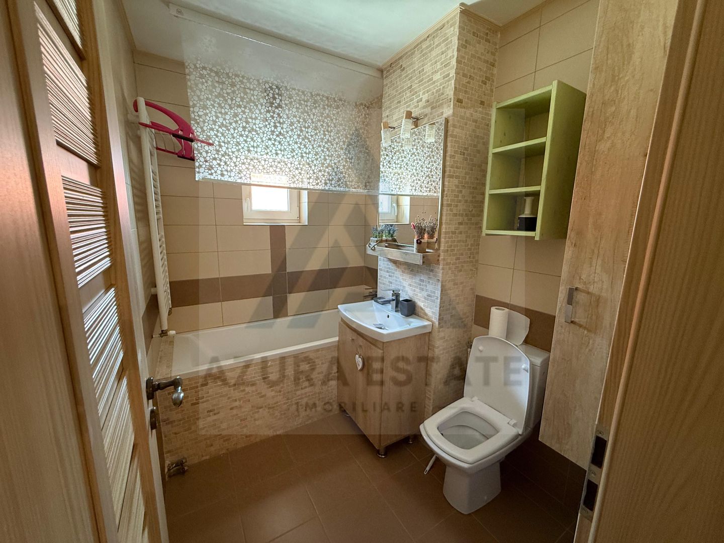 Apartament 3 camere 80 mp utili cu 2 bai si pivnita pe Calea Dumbravii - Poză 16