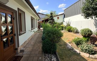 Proprietate cu două case | Zonă premium între Dâmbu Pietros și Gh Doja - Poză 6