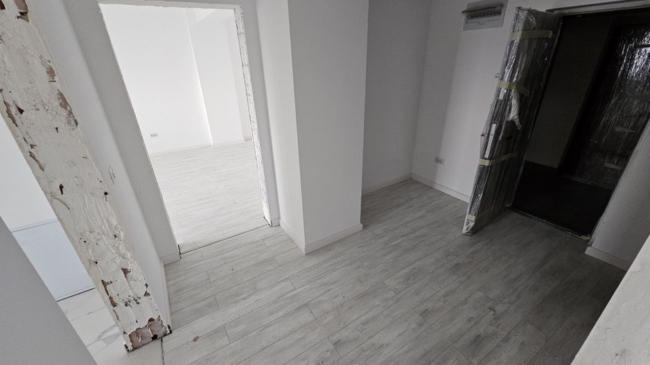 APARTAMENT NOU - 2 camere, ETAJ 6, BLOC NOU - zona CARTIER; - Poză 7