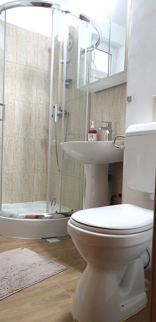 Apartament 3 camere de inchiriat Brasov - Poză 21