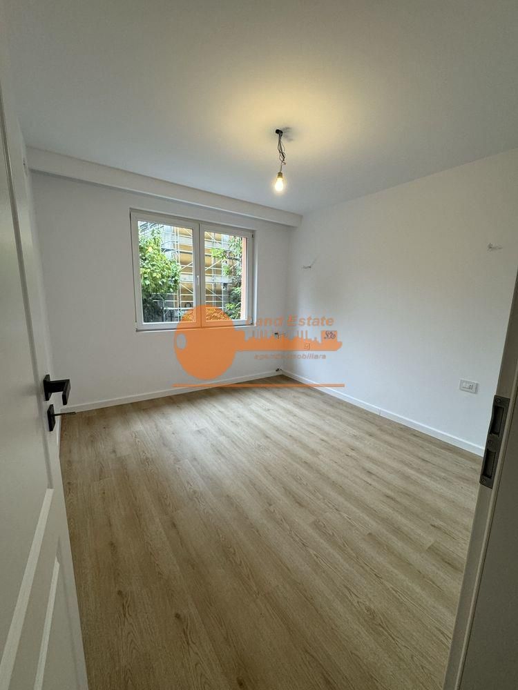 Apartament cu 2 camere in zona Teiul Doamnei - Poză 6