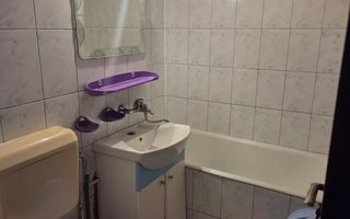 Garsoniera zona Astra,bloc izolat - Poză 4