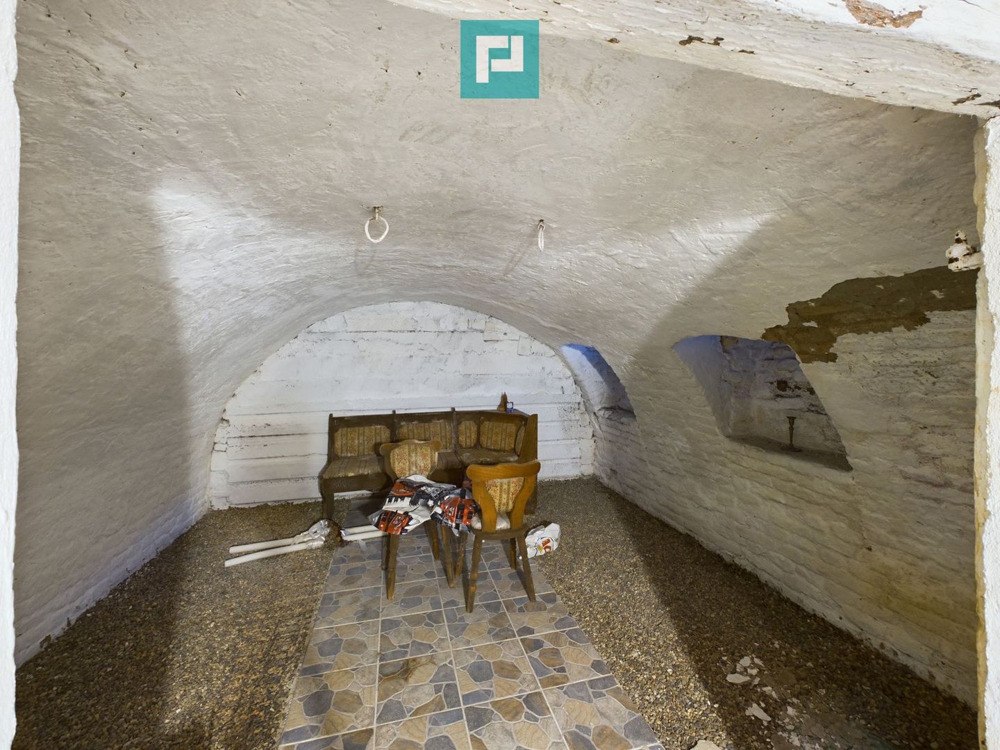 Casă cu 5 camere în Vladimirescu - Poză 22