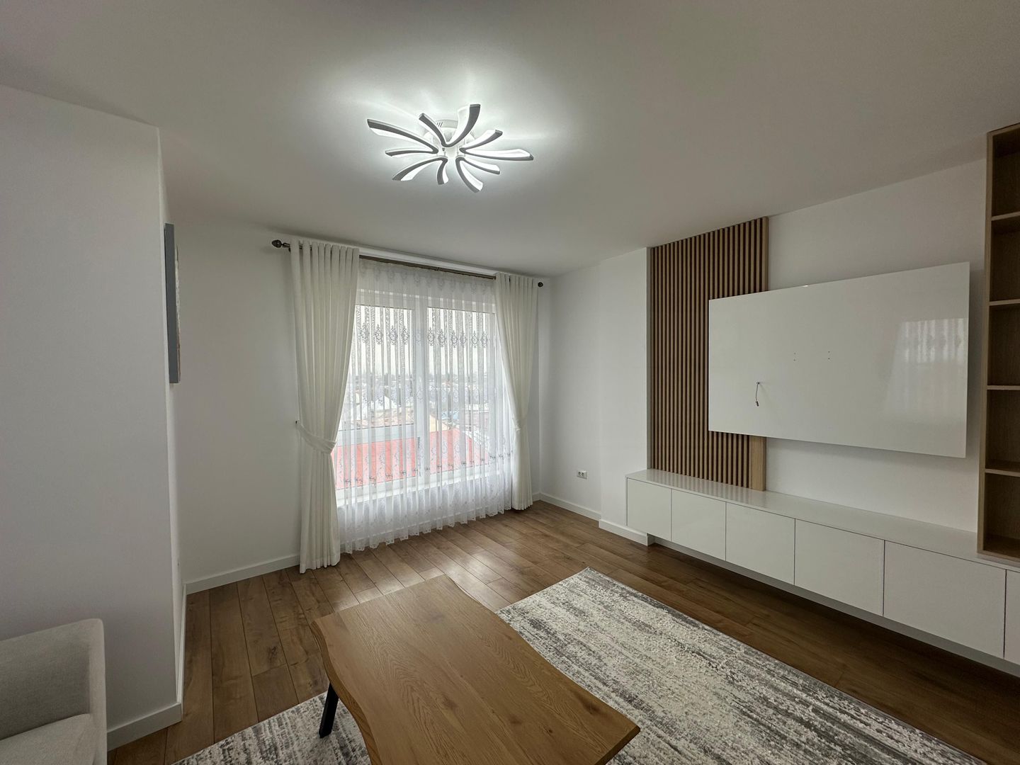 Apartament 2 camere | 60 mp | Bloc 2024 | Lift | Zona Ultracentral - Poză 3