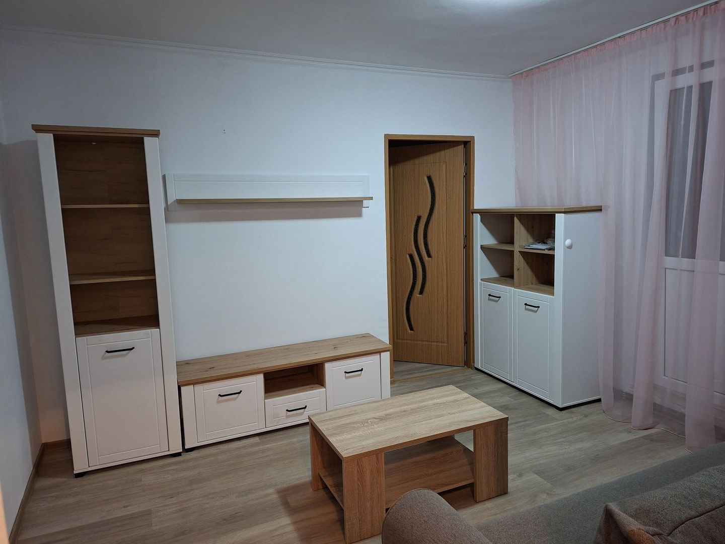 Apartament 2 camere ND 45 mp Podu Ros-380euro - Poză 3