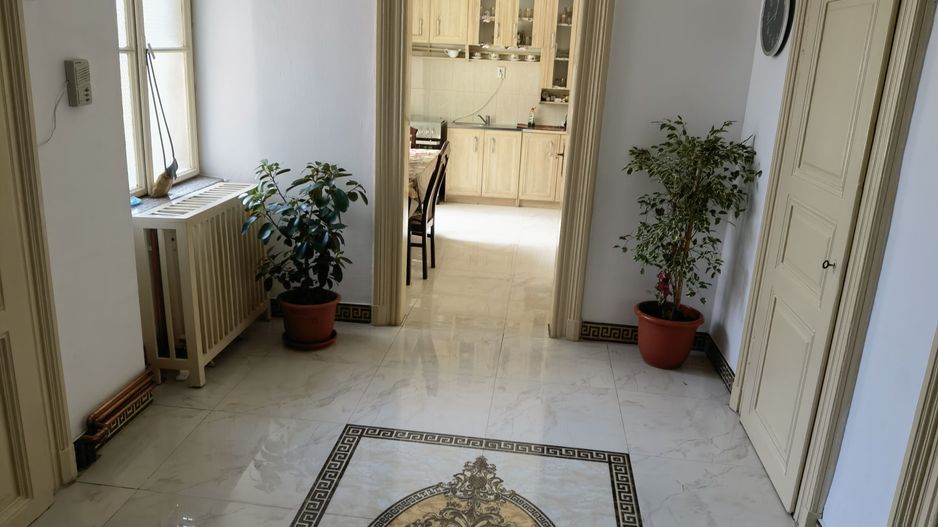 Apartament cu 3 cam. cladire istorica în zona Iosefin - Poză 9