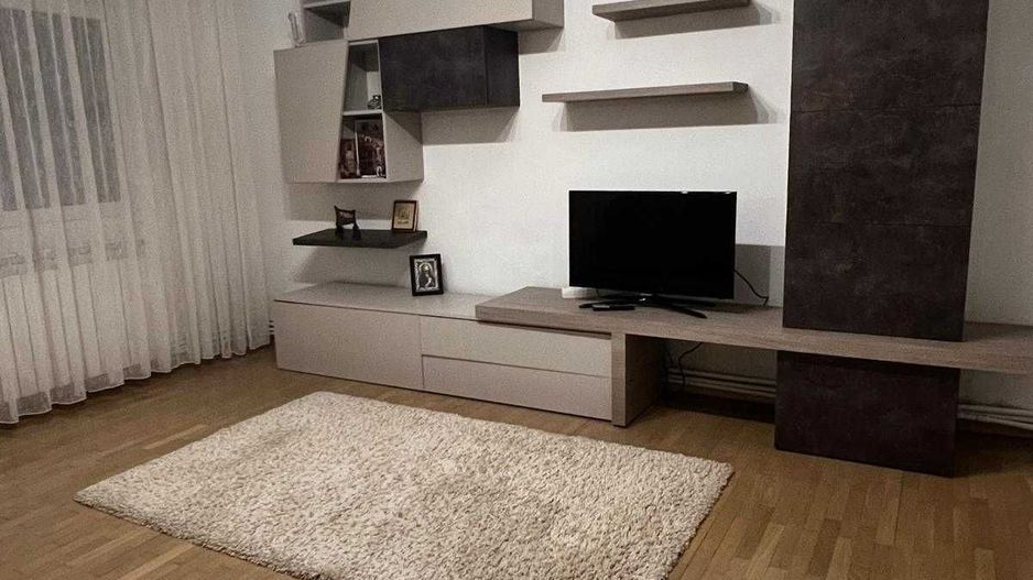 Metrou Păcii, apartament 4 camere , decomandat utilat și mobilat - Poză 7