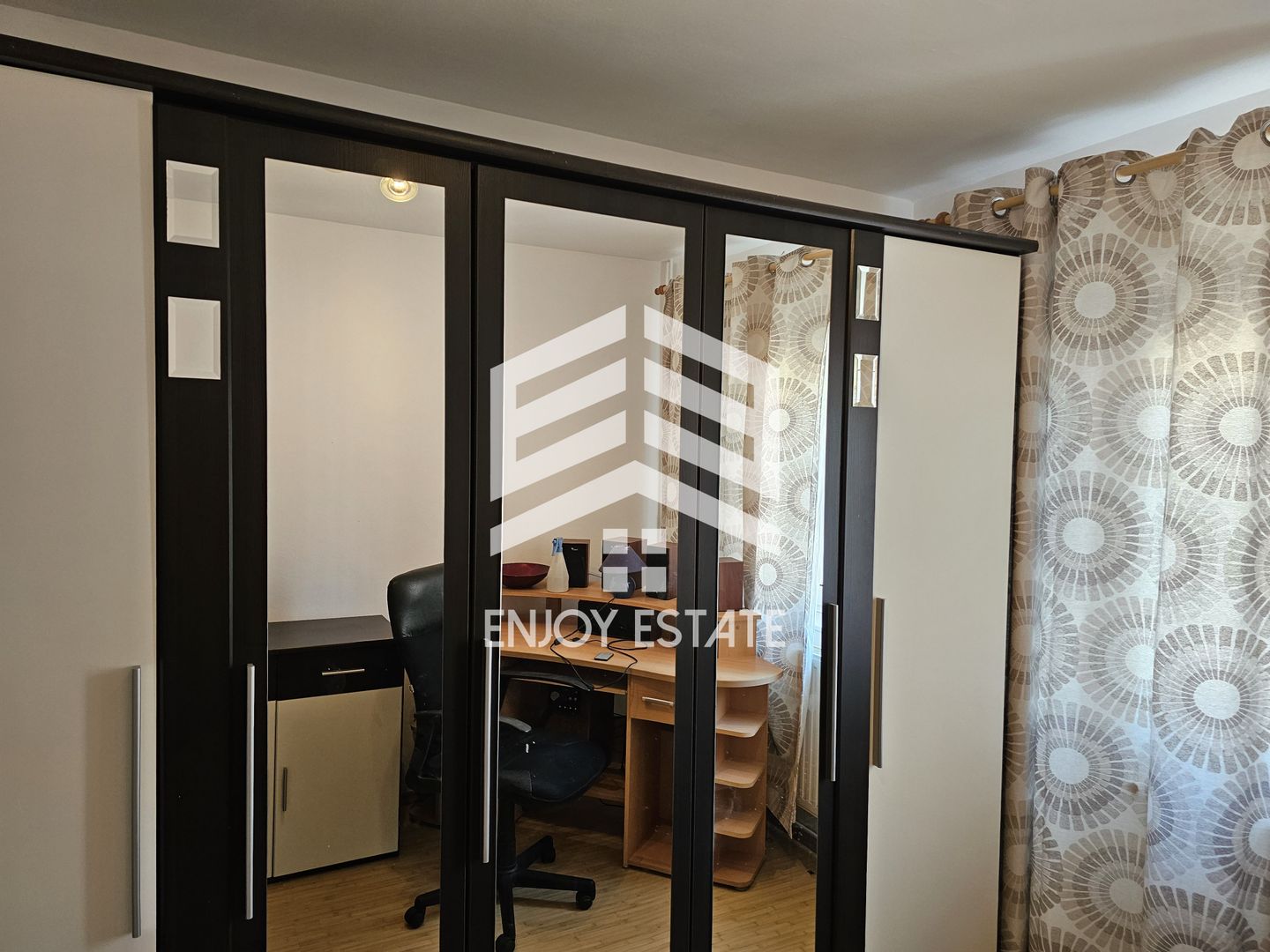 Apartament cu 3 camere de inchiriat in zona Astra ! - Poză 4