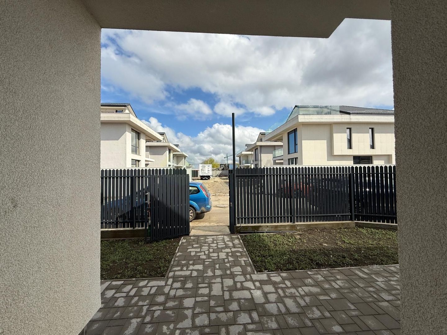 Casă individuală modernă de vânzare – Tunari | 0% comision | 350.000 € - Poză 8