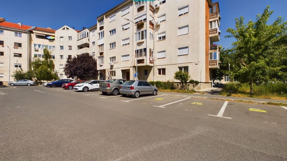 Apartament cu 3 camere în Alfa - Poză 14