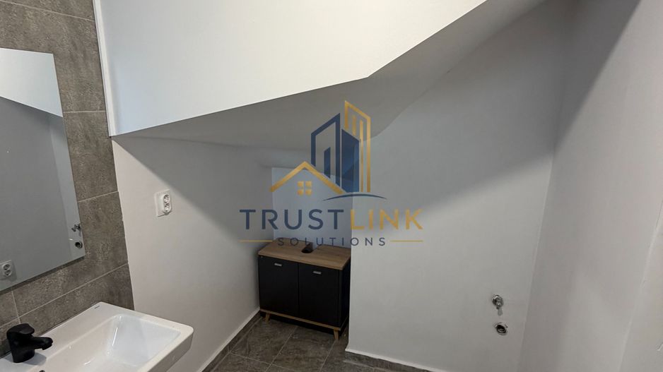 Casa de vanzare 4 camere Finalizata 380mp curte comuna Berceni - Poză 22