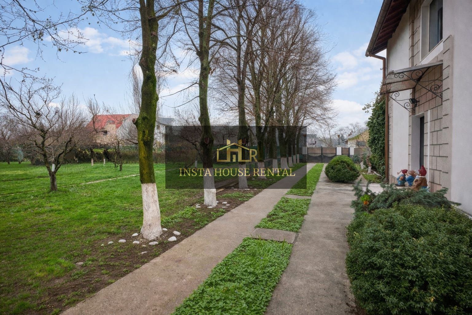 Proprietate cu 2 case I 1.700 mp teren I aproape de lac – Ghermănești - Poză 2