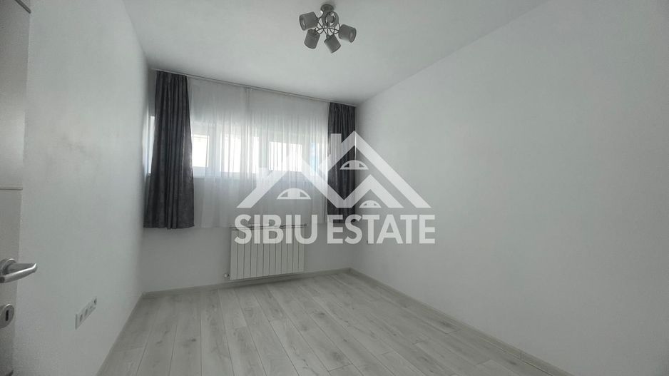 Apartament de inchiriat 3 camere  Zona strada Liviu Ciulei - Poză 12