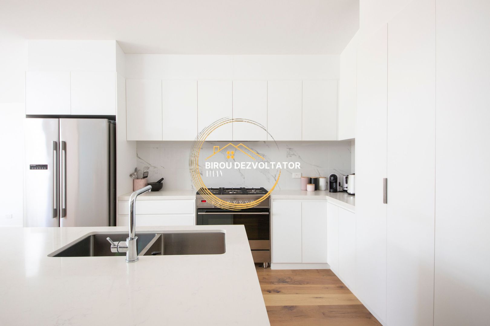 Investitie Proiect NOU Titan Pallady Ansamblu premium Zona Verde - Poză 1