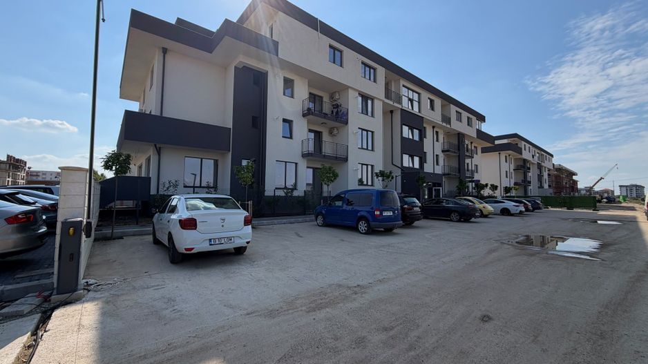 AP. 2 CAMERE- PARCARE, CURTE PROPRIE, CENTRALA, BUCATARIE INCHISA - Poză 11