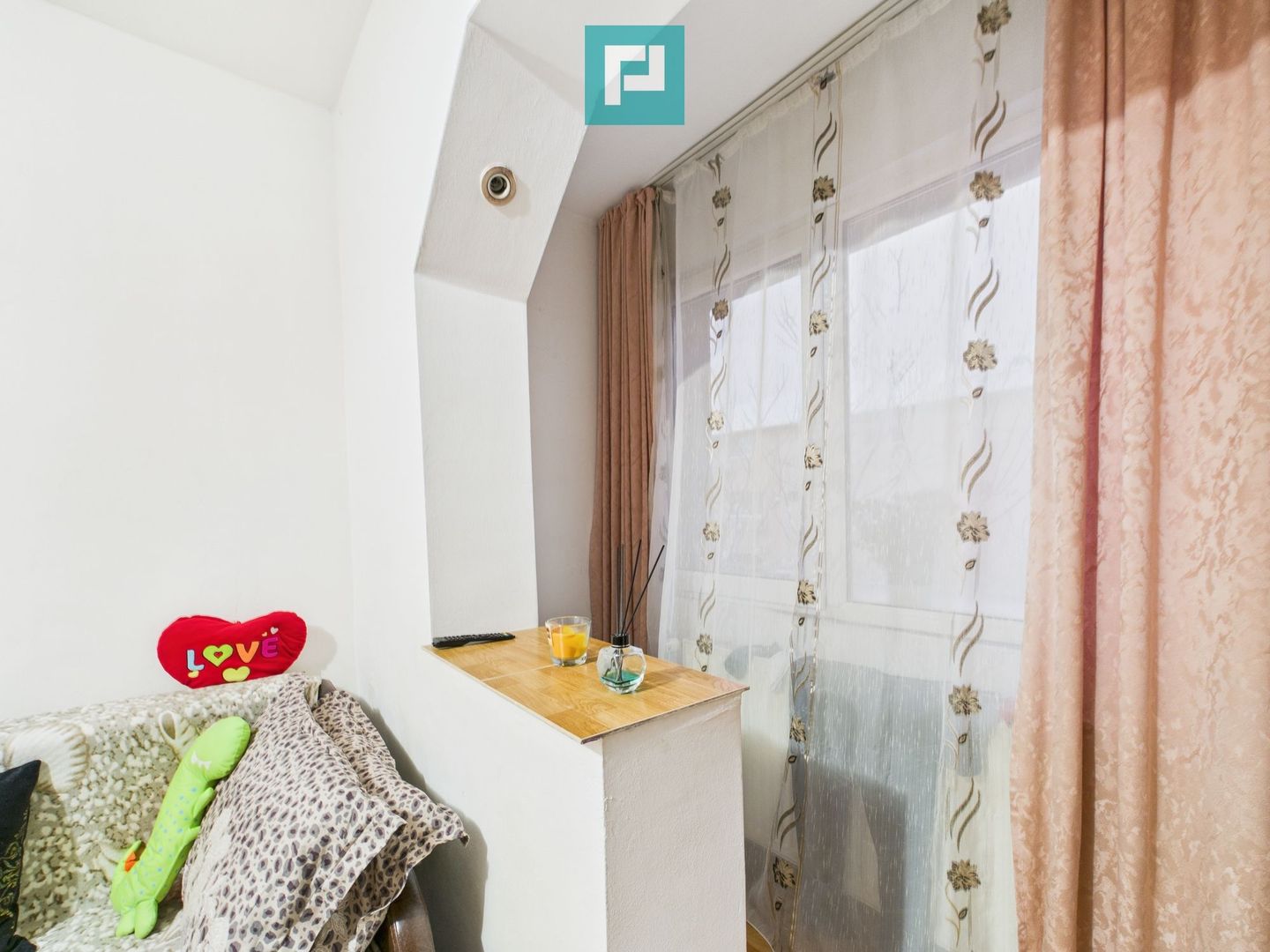 Apartament 2 camere complet utilat și mobilat - Poză 12